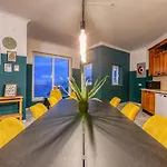 Lejlighed Stunning, Seafront 3br In The Heart Of By 360 Estates Sliema