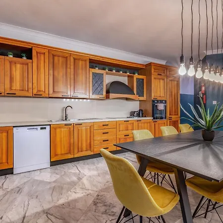Lägenhet Stunning, Seafront 3br In The Heart Of By 360 Estates *