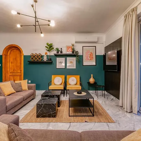 Lägenhet Stunning, Seafront 3br In The Heart Of By 360 Estates Sliema