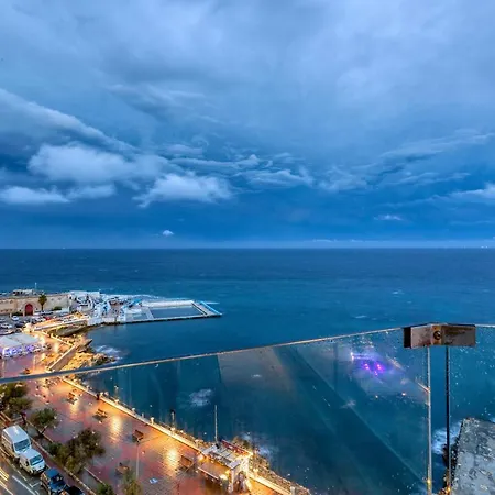 Lägenhet Stunning, Seafront 3br In The Heart Of By 360 Estates Sliema