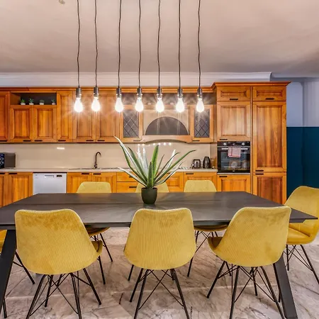 Stunning, Seafront 3br In The Heart Of By 360 Estates Lägenhet