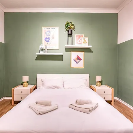 דירה Stunning, Seafront 3br In The Heart Of By 360 Estates *