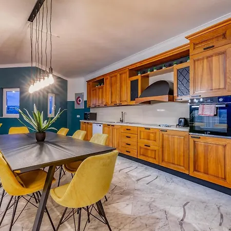 Stunning, Seafront 3br In The Heart Of By 360 Estates דירה *