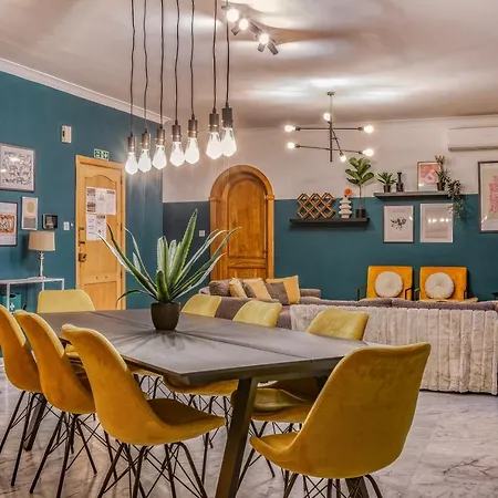 Stunning, Seafront 3br In The Heart Of By 360 Estates * Sliema