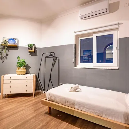 Stunning, Seafront 3br In The Heart Of By 360 Estates * Sliema