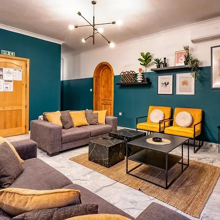 Stunning, Seafront 3br In The Heart Of By 360 Estates * Sliema