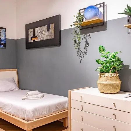 Stunning, Seafront 3br In The Heart Of By 360 Estates Sliema